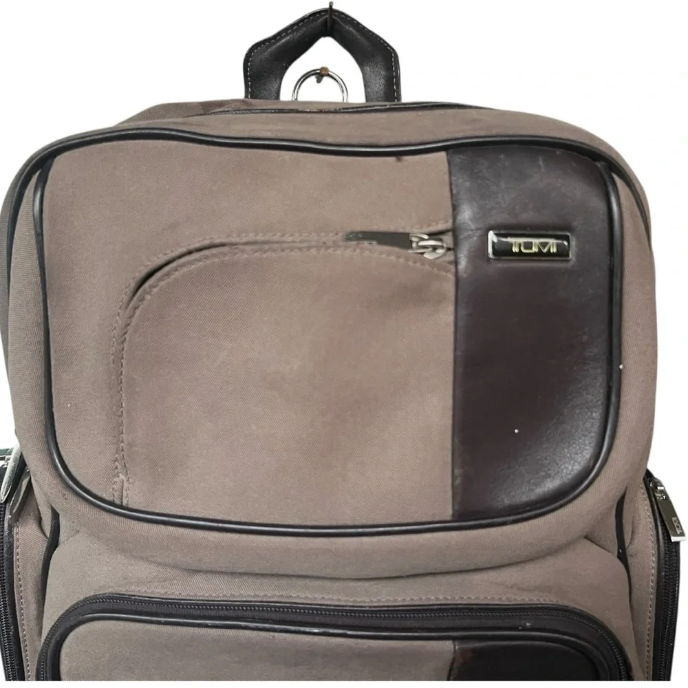 🎒‎ TUMI Canvas Leather Backpack Brown Tan Orange Interior
